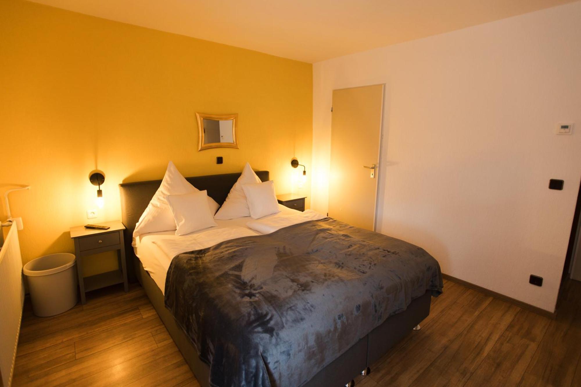 Kröv Ratskeller Hotel & Restaurant מראה חיצוני תמונה
