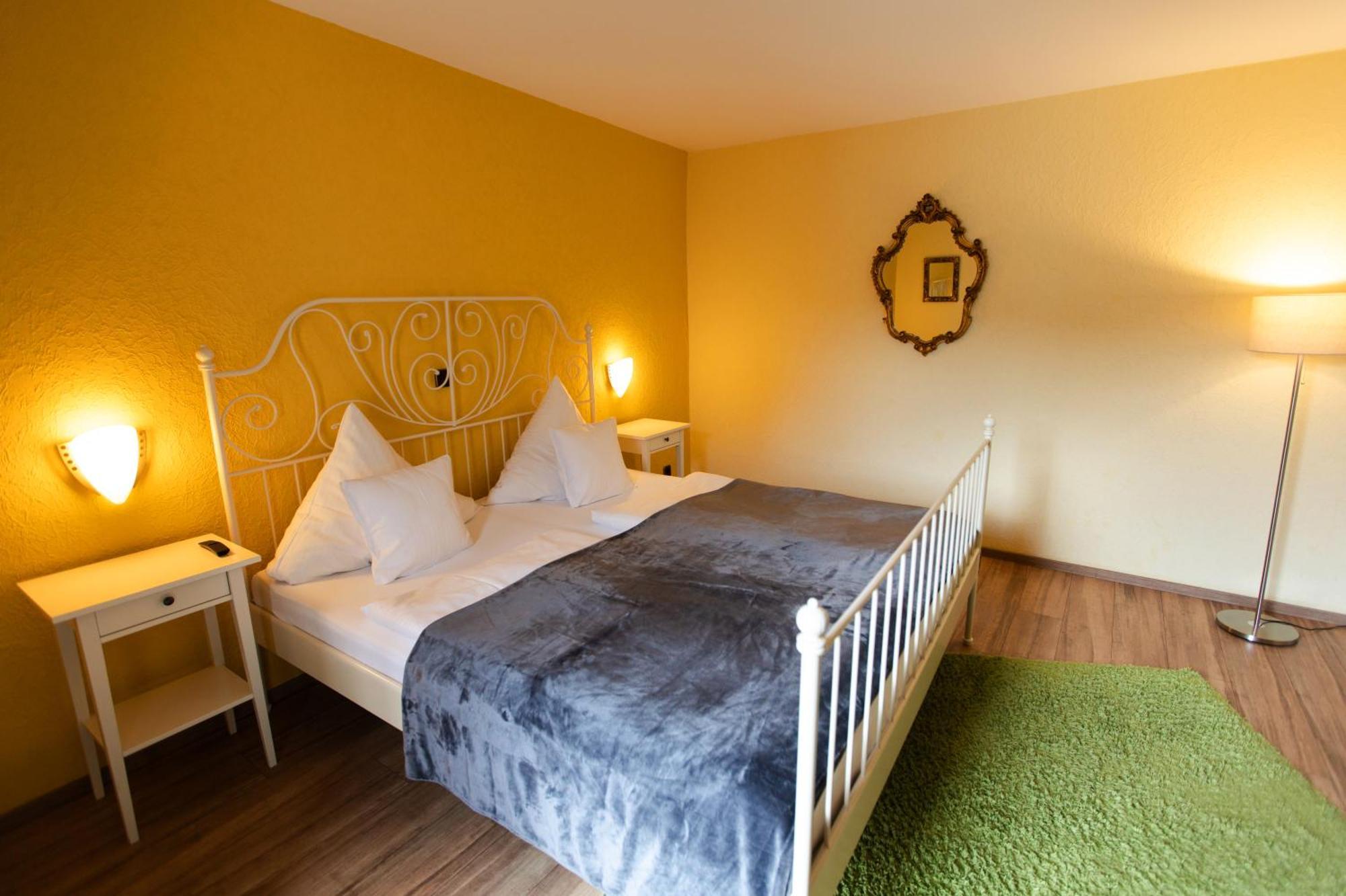 Kröv Ratskeller Hotel & Restaurant מראה חיצוני תמונה