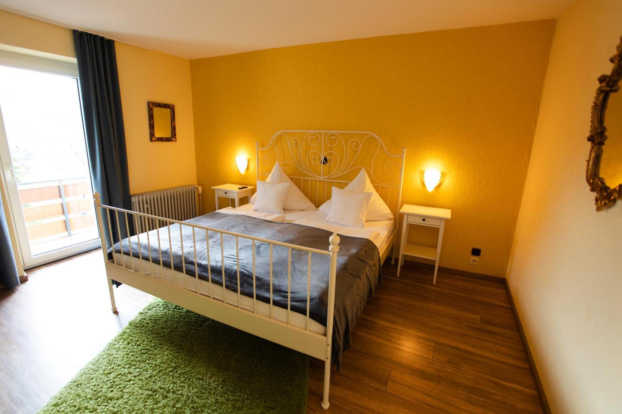 Kröv Ratskeller Hotel & Restaurant מראה חיצוני תמונה