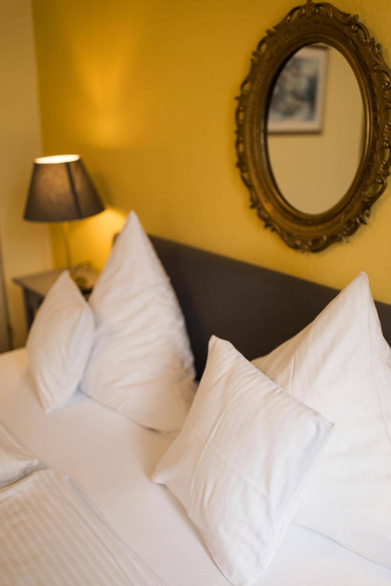 Kröv Ratskeller Hotel & Restaurant מראה חיצוני תמונה