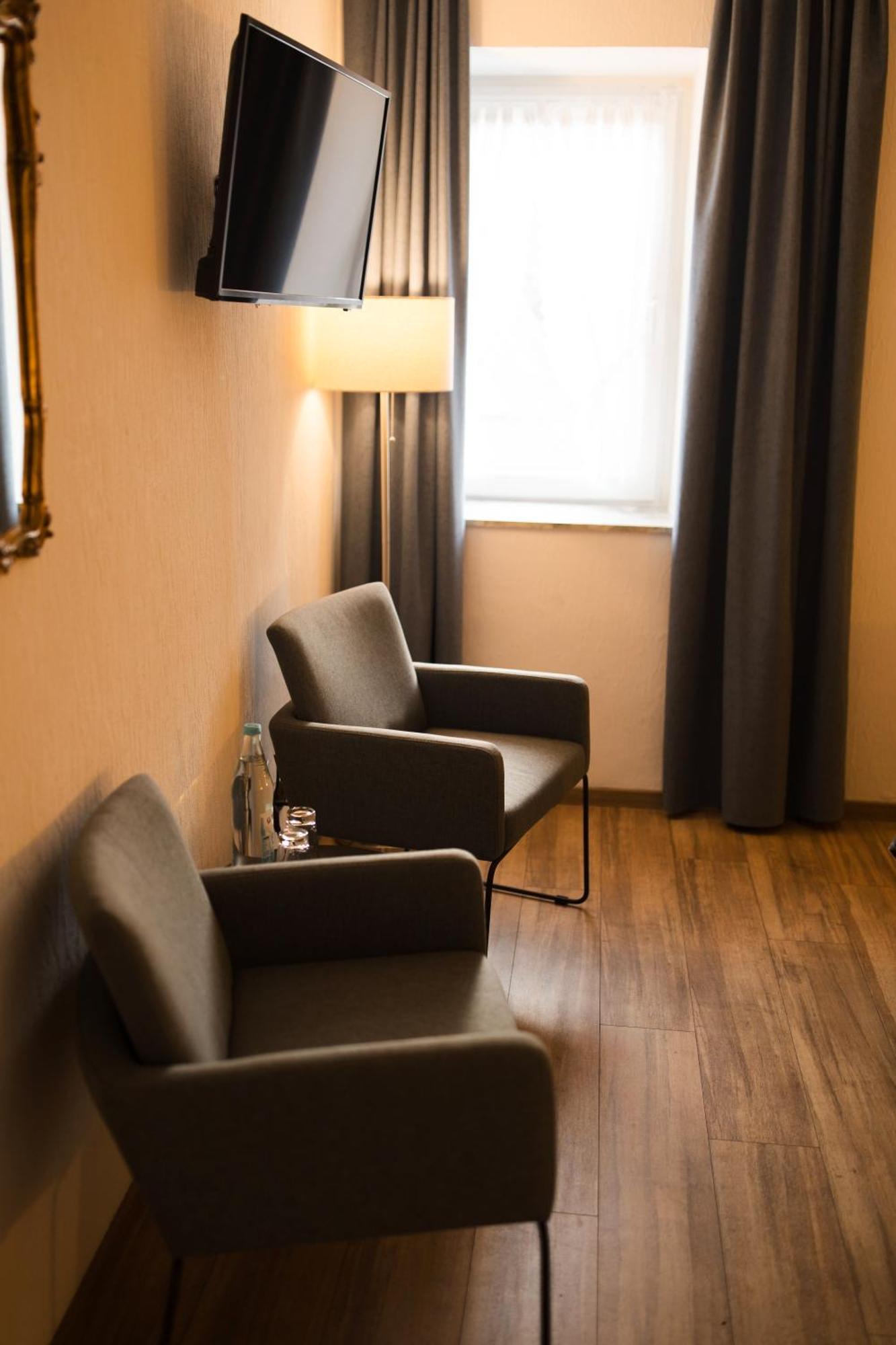 Kröv Ratskeller Hotel & Restaurant מראה חיצוני תמונה