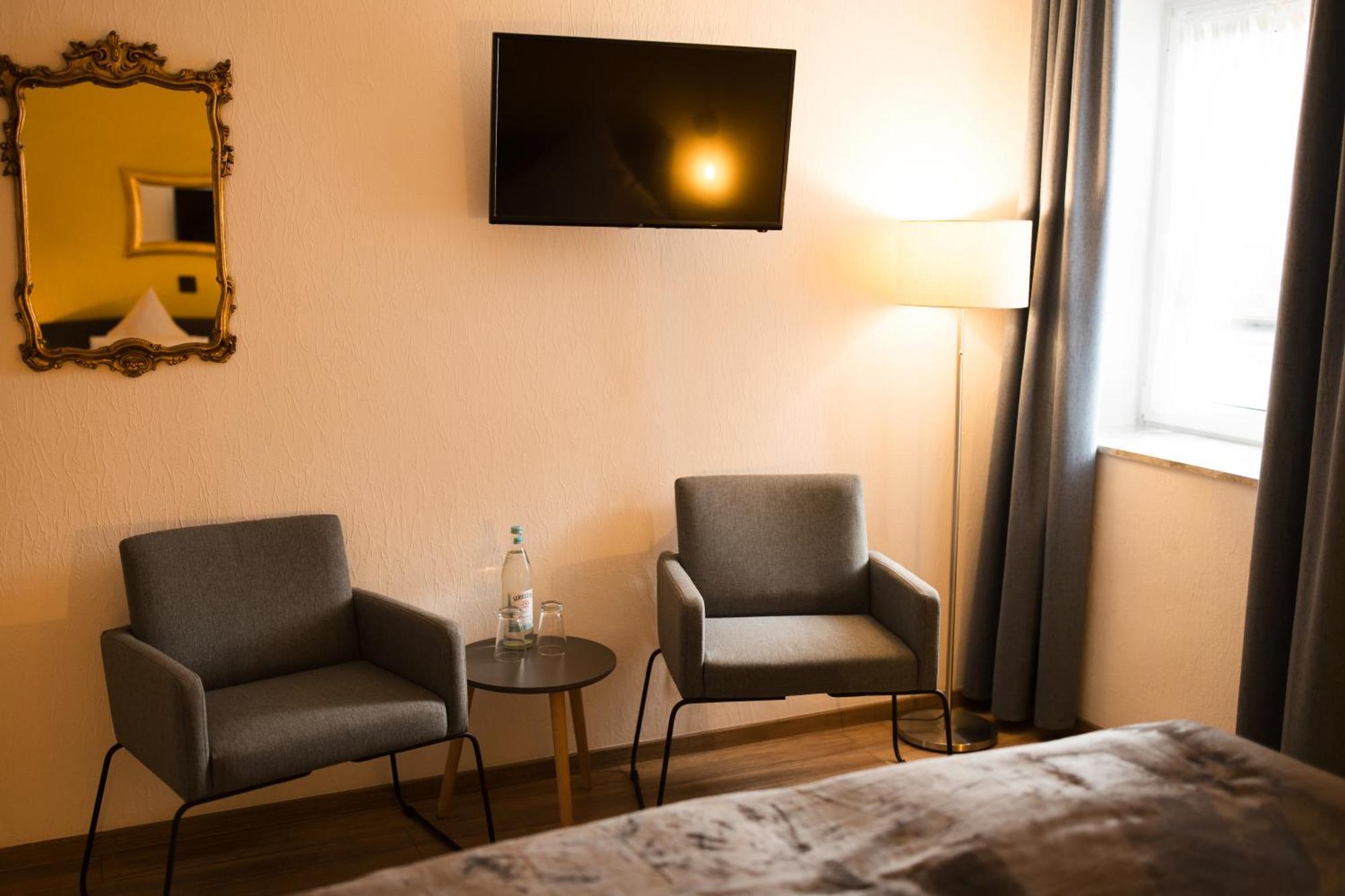 Kröv Ratskeller Hotel & Restaurant מראה חיצוני תמונה